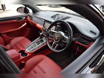 Used Porsche Macan 2020 for sale - 79288620: Photo