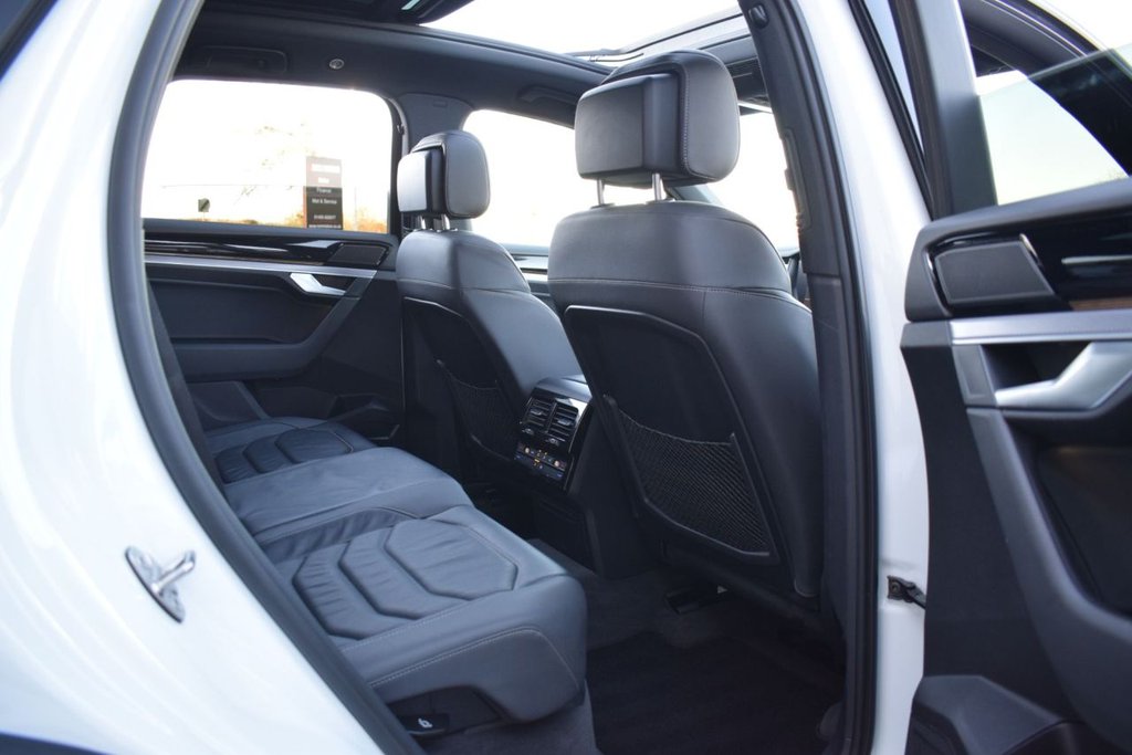 Used Volkswagen Touareg 2021 for sale - 77065125: Photo 24