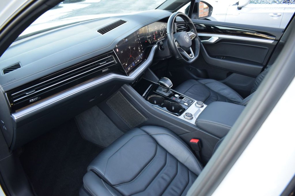 Used Volkswagen Touareg 2021 for sale - 77065125: Photo 34