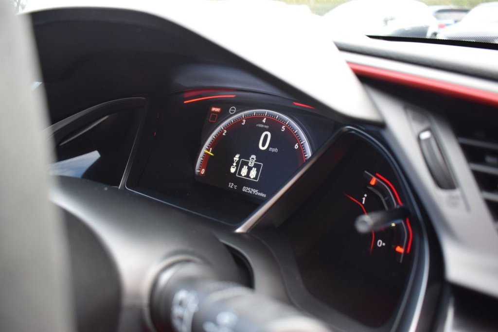 Used Honda Civic 2020 for sale - 76481594: Photo 13