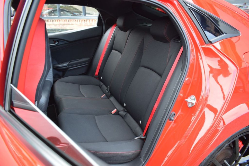 Used Honda Civic 2020 for sale - 76481594: Photo 32