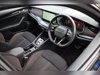 Used Skoda Octavia 2025 for sale - 78016849: Photo