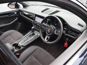 Used Porsche Macan 2020 for sale - 75028327: Photo