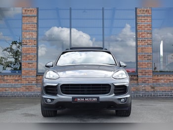 Used Porsche Cayenne 2017 for sale - 78533994: Photo