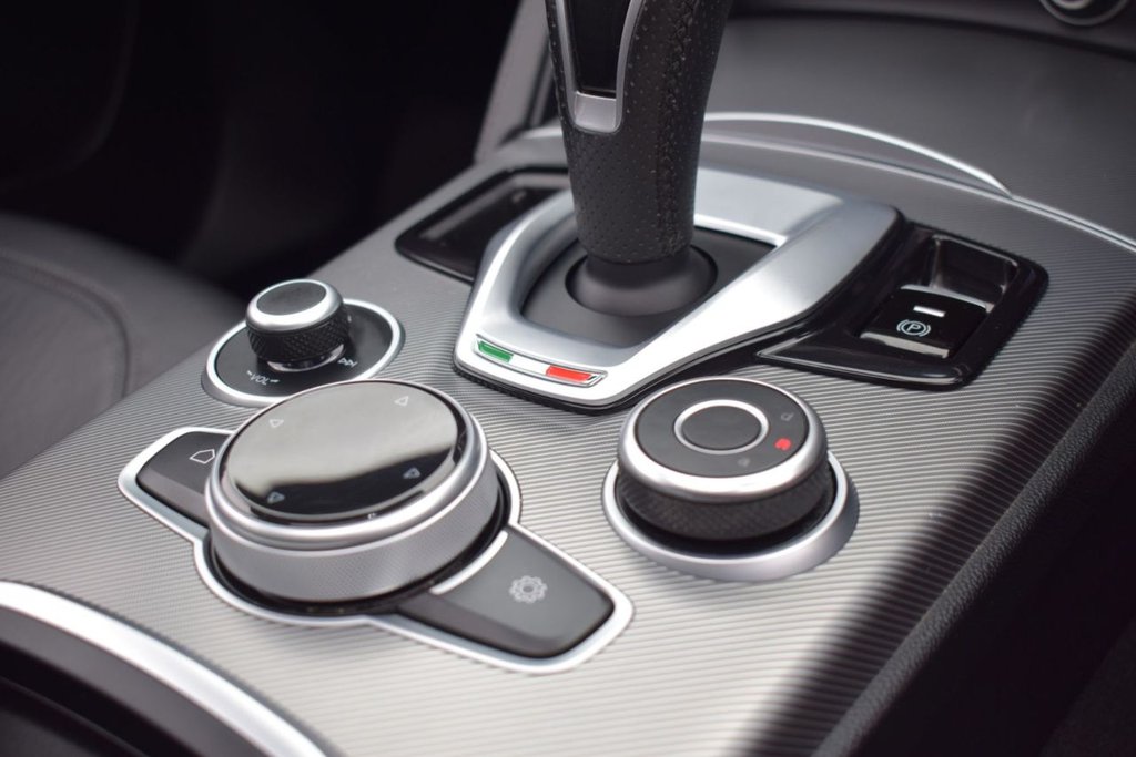 Used Alfa Romeo Stelvio 2021 for sale - 76570000: Photo 18