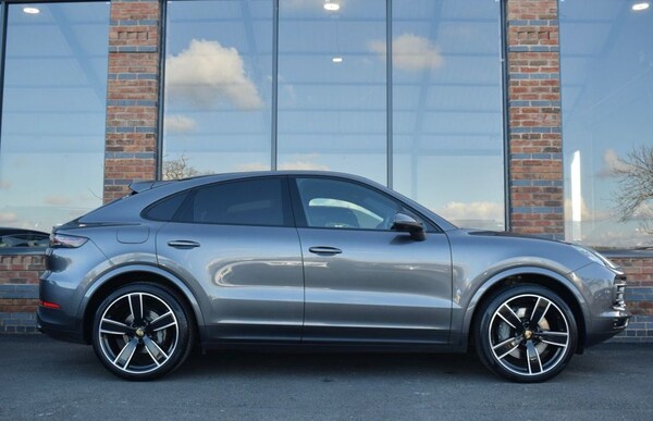 Used Porsche Cayenne 2020 for sale - 74930352: Photo 6