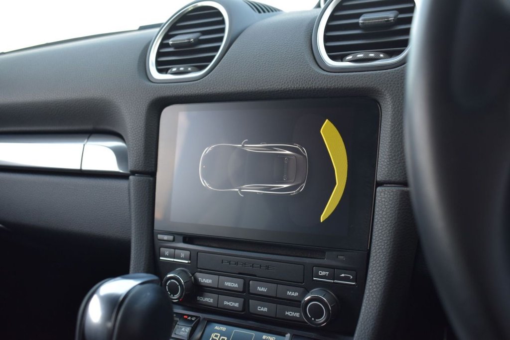 Used Porsche 718 Cayman 2019 for sale - 77680327: Photo 16