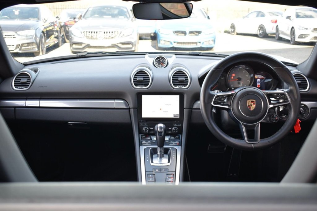 Used Porsche 718 Cayman 2019 for sale - 77680327: Photo 21