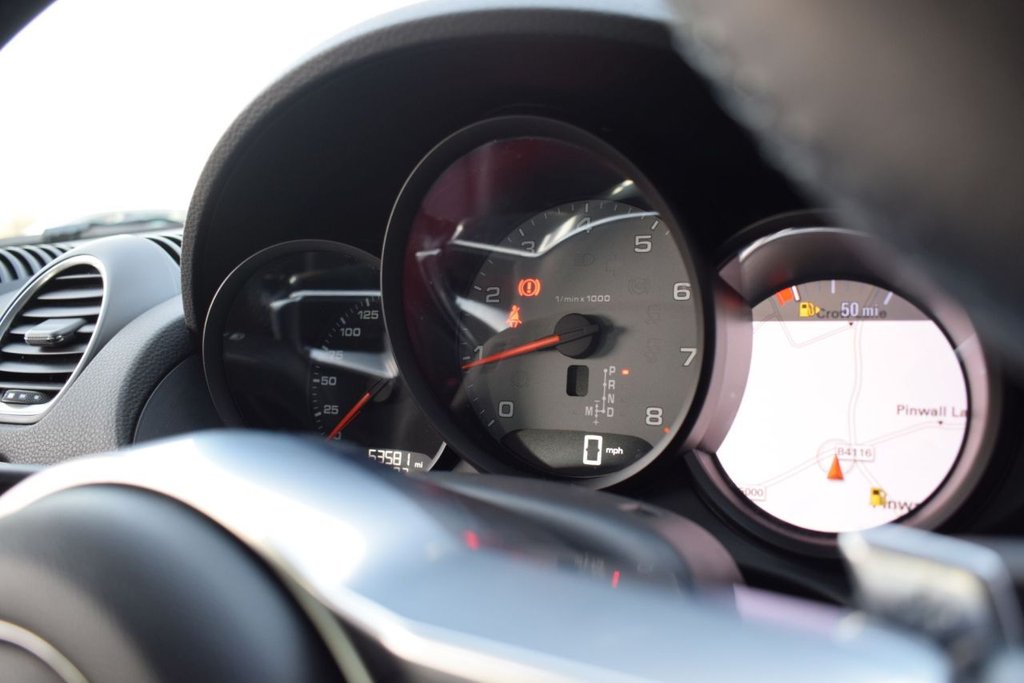 Used Porsche 718 Cayman 2019 for sale - 77680327: Photo 22