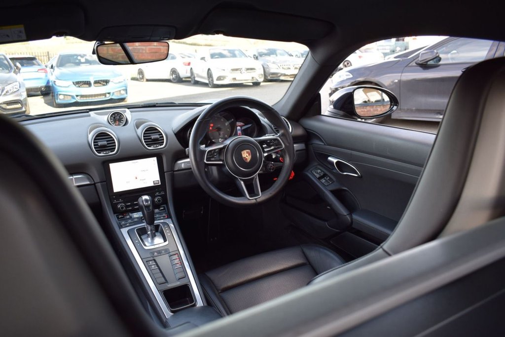Used Porsche 718 Cayman 2019 for sale - 77680327: Photo 23