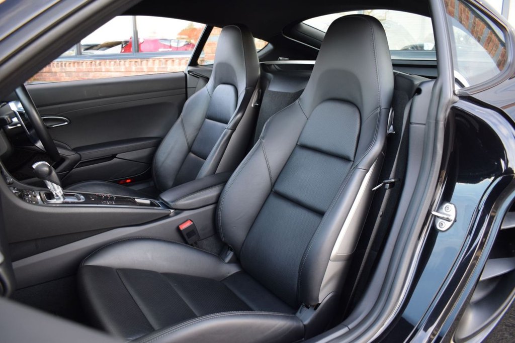 Used Porsche 718 Cayman 2019 for sale - 77680327: Photo 28