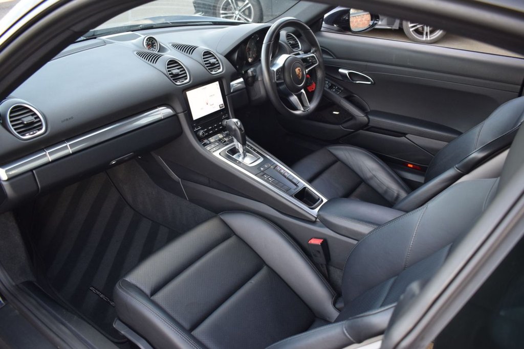 Used Porsche 718 Cayman 2019 for sale - 77680327: Photo 29