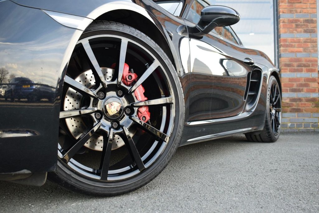 Used Porsche 718 Cayman 2019 for sale - 77680327: Photo 37