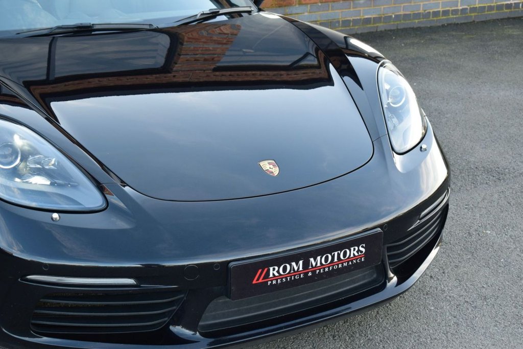 Used Porsche 718 Cayman 2019 for sale - 77680327: Photo 42