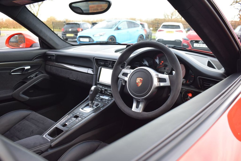 Used Porsche 911 2015 for sale - 76840994: Photo 11