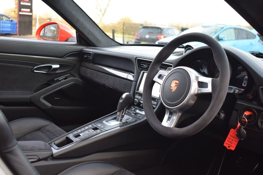 Used Porsche 911 2015 for sale - 76840994: Photo 16