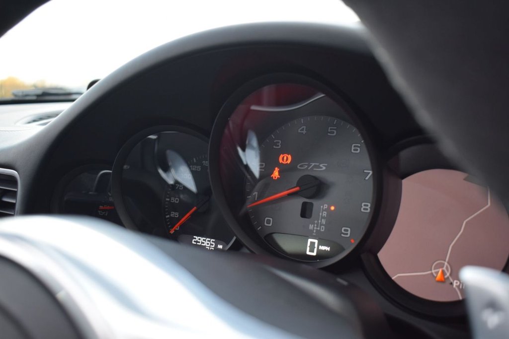 Used Porsche 911 2015 for sale - 76840994: Photo 18