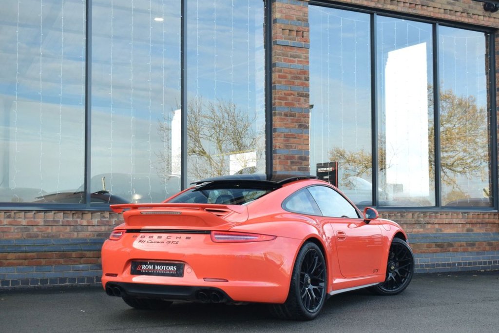 Used Porsche 911 2015 for sale - 76840994: Photo 2