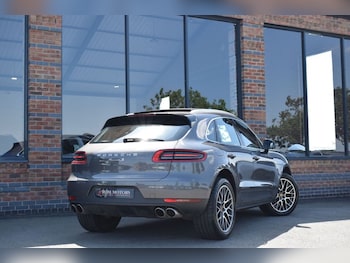 Used Porsche Macan 2017 for sale - 79220847: Photo