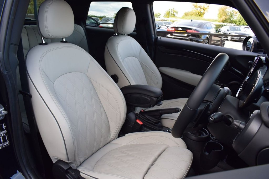 Used MINI Hatch 2021 for sale - 77407990: Photo 15