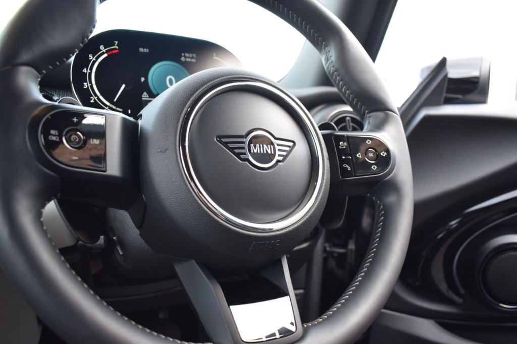 Used MINI Hatch 2021 for sale - 77407990: Photo 19