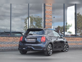 Used MINI Hatch 2021 for sale - 77407990: Photo