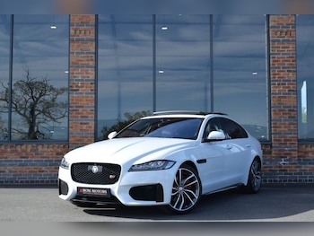 Used Jaguar XF 2016 for sale - 78556977: Photo