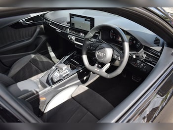 Used Audi A4 2020 for sale - 78256274: Photo