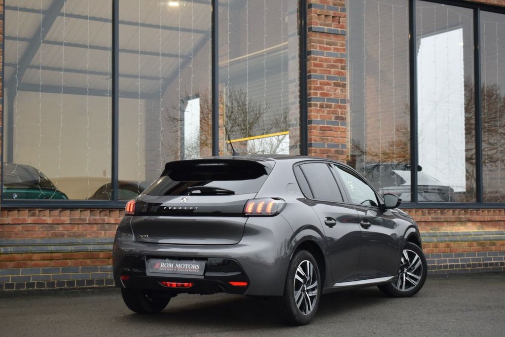 Used Peugeot 208 2023 for sale - 77133623: Photo 2