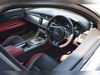 Used Jaguar XF 2017 for sale - 75488299: Photo