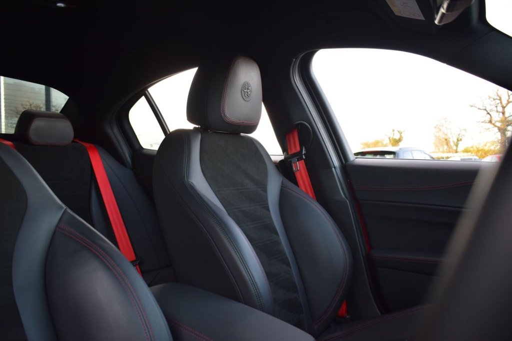 Used Alfa Romeo Giulia 2021 for sale - 76604728: Photo 20