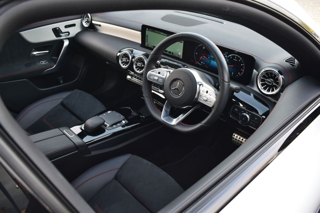 Used Mercedes-Benz CLA 2023 for sale - 76848050: Photo 3