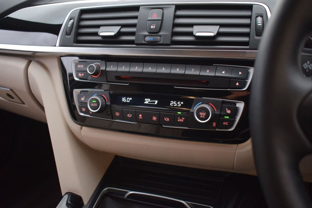 Used BMW 3 Series 2018 for sale - 76604339: Photo 18