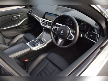 Used BMW 3 Series 2021 for sale - 77879436: Photo