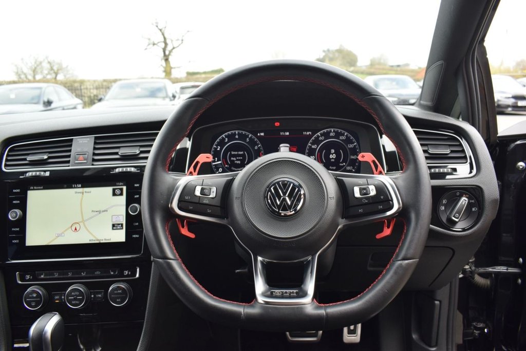 Used Volkswagen Golf 2018 for sale - 77990846: Photo 10