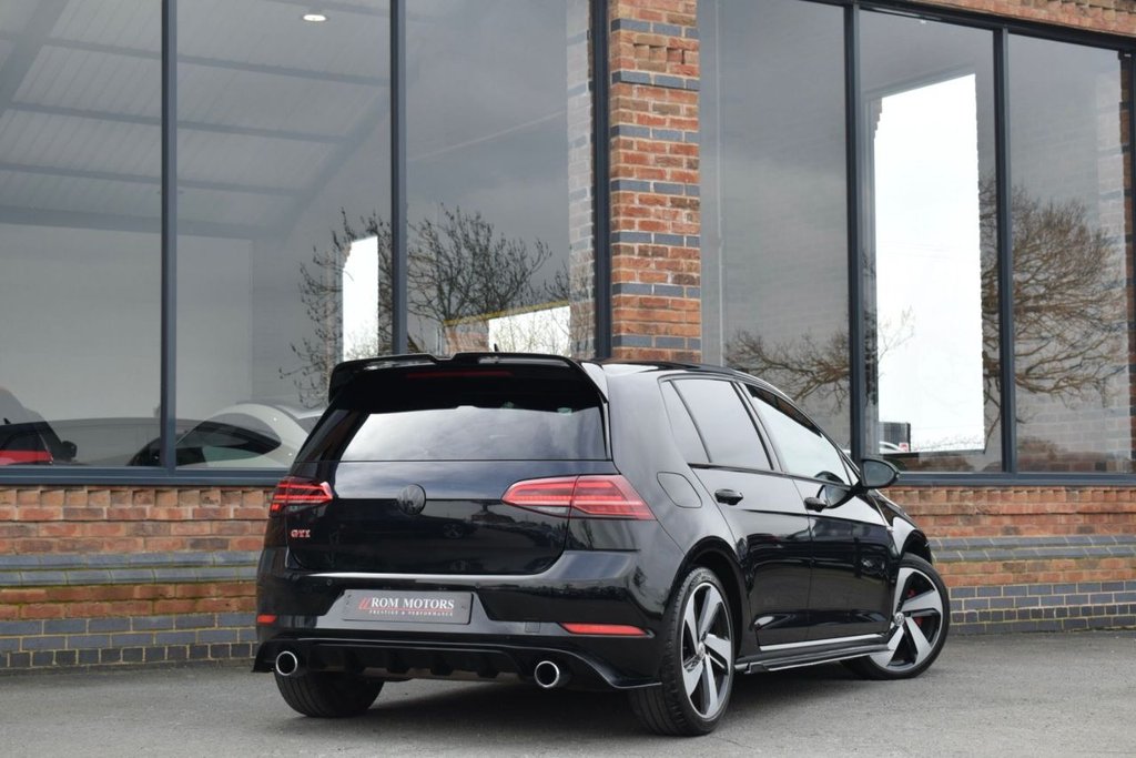 Used Volkswagen Golf 2018 for sale - 77990846: Photo 2