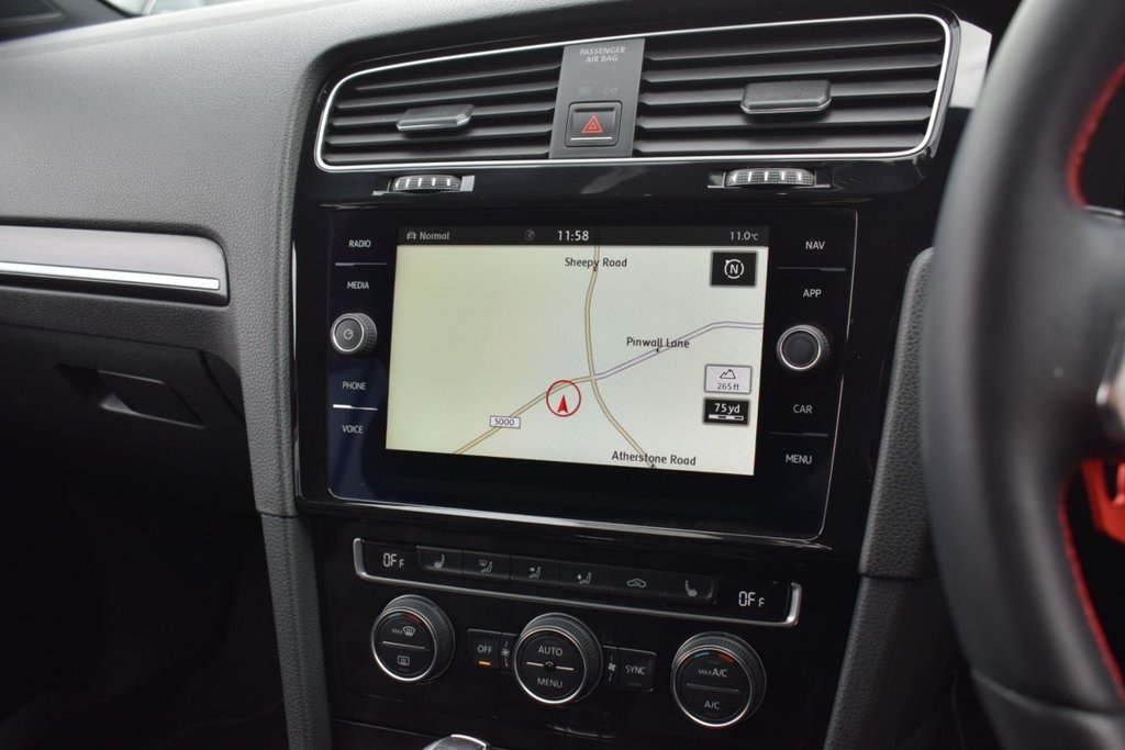 Used Volkswagen Golf 2018 for sale - 77990846: Photo 30