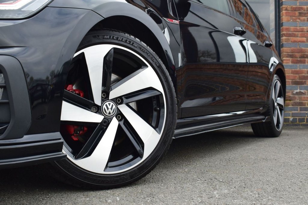 Used Volkswagen Golf 2018 for sale - 77990846: Photo 36