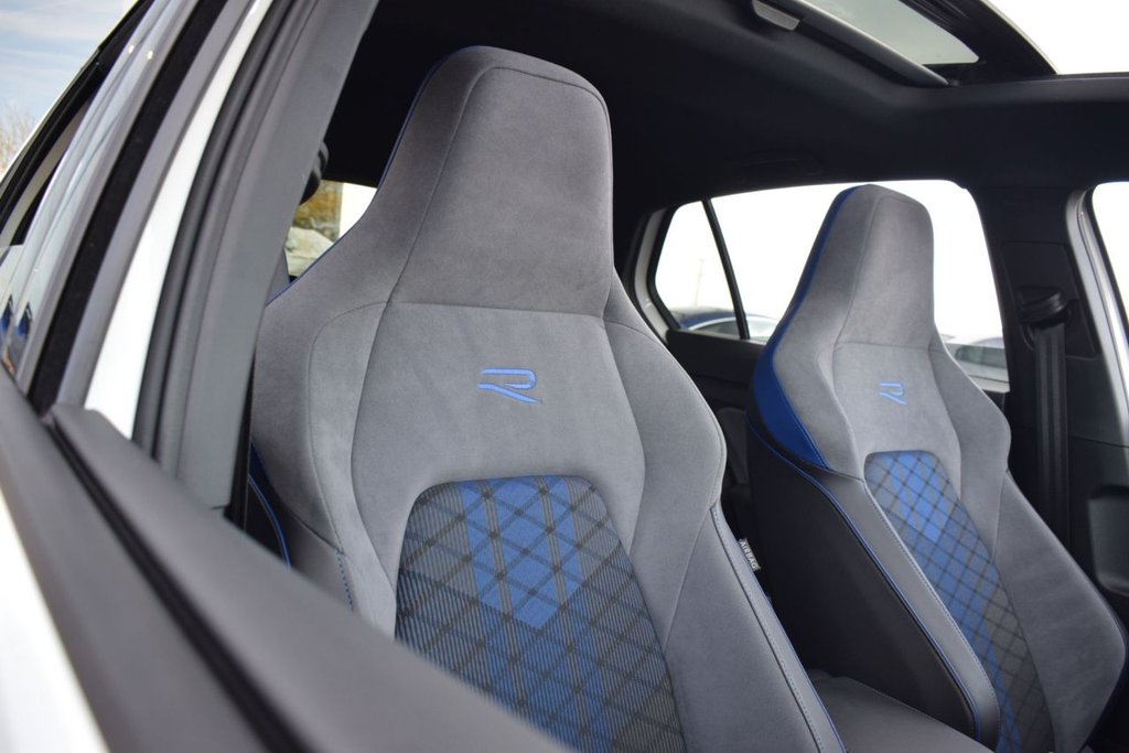 Used Volkswagen Golf 2023 for sale - 76604596: Photo 14