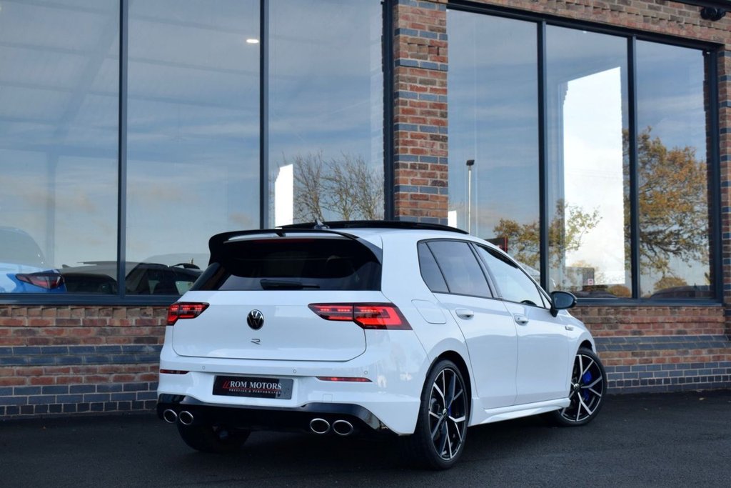 Used Volkswagen Golf 2023 for sale - 76604596: Photo 2