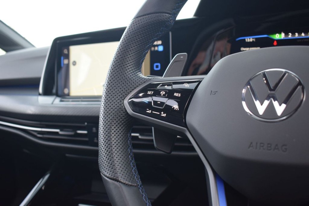 Used Volkswagen Golf 2023 for sale - 76604596: Photo 22