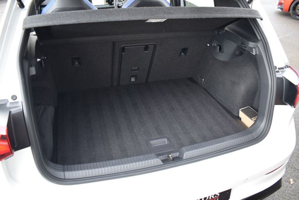 Used Volkswagen Golf 2023 for sale - 76604596: Photo 27