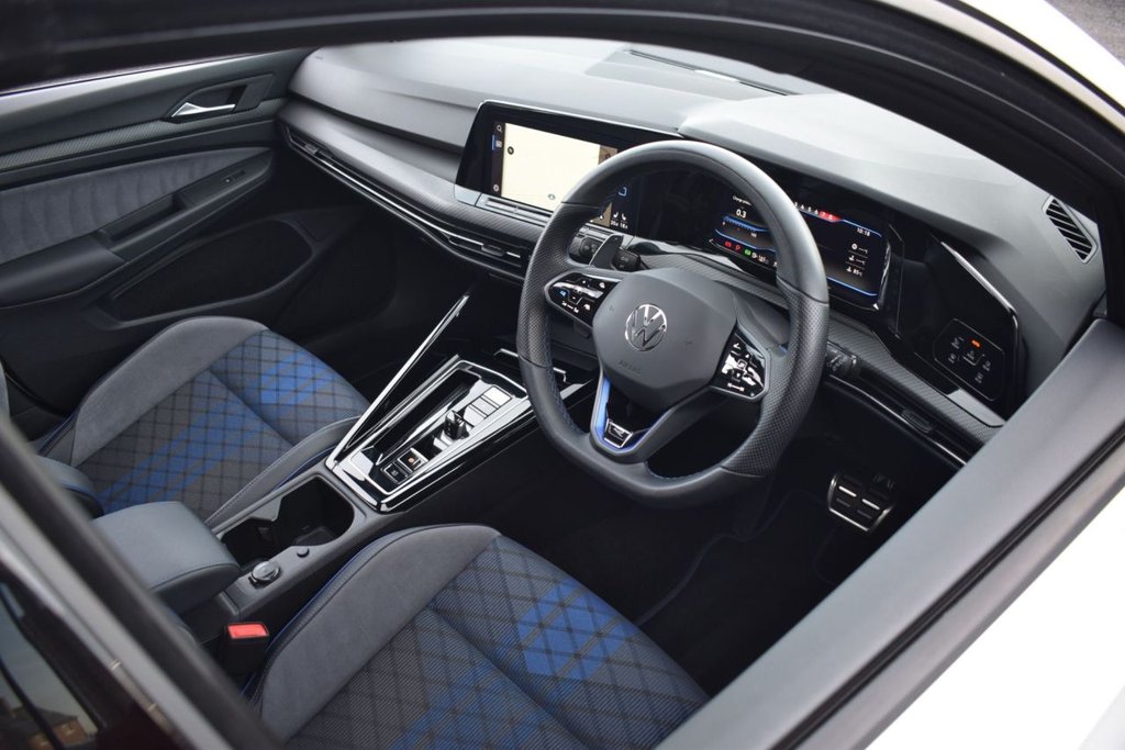 Used Volkswagen Golf 2023 for sale - 76604596: Photo 3