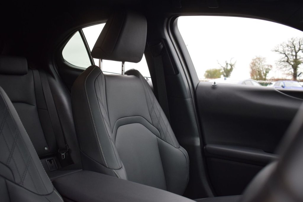 Used Lexus UX 2023 for sale - 77302151: Photo 16