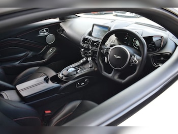 Used Aston Martin Vantage 2019 for sale - 79462427: Photo