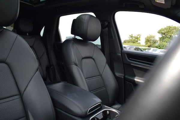 Used Porsche Cayenne 2018 for sale - 75370529: Photo 16