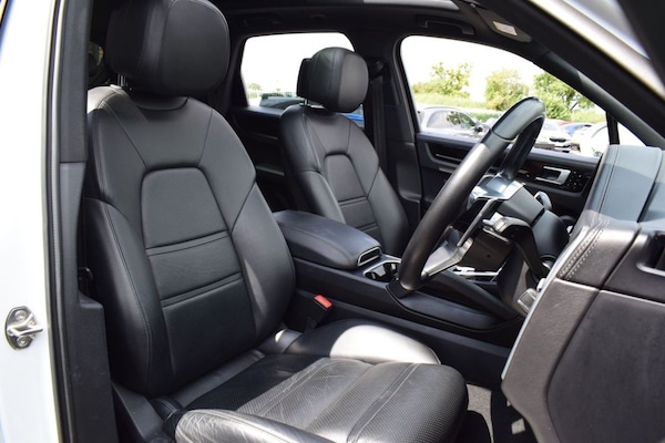 Used Porsche Cayenne 2018 for sale - 75370529: Photo 24