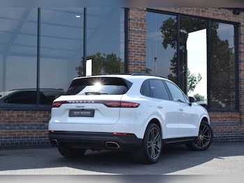Used Porsche Cayenne 2018 for sale - 75370529: Photo