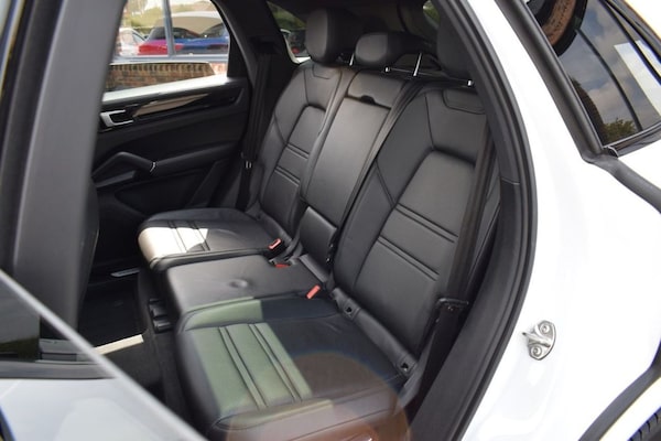 Used Porsche Cayenne 2018 for sale - 75370529: Photo 32