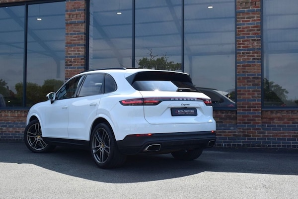Used Porsche Cayenne 2018 for sale - 75370529: Photo 50